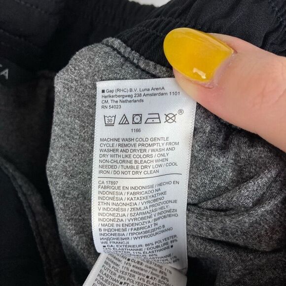 Athleta Black Camouflage Brooklyn Lined Camo Jogger Sweat Pants Athleisure sz 8 - Picture 11 of 11